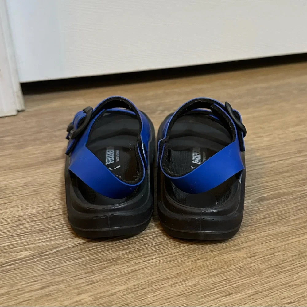 Birkenstock Arizona Kids EVA Blue Sandals with Adjustable Straps Size 27